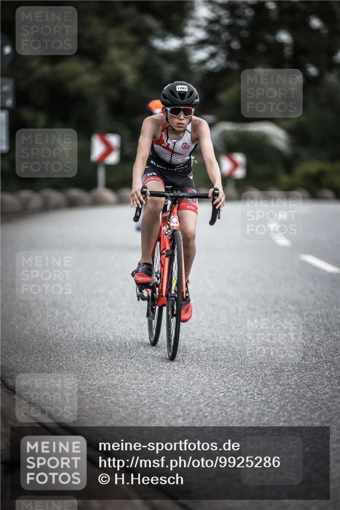 21.06.2026 - 29. Vierlanden-Triathlon H.Heesch http://msf.ph/oto/9925286 21.06.2026 14:43:28 Radfahren 1262 meine-sportfotos.de