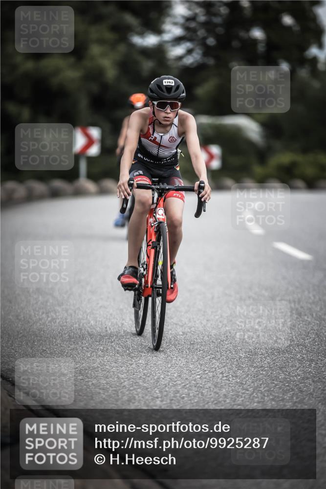 21.06.2026 - 29. Vierlanden-Triathlon H.Heesch http://msf.ph/oto/9925287 21.06.2026 14:43:28 Radfahren 1262 meine-sportfotos.de