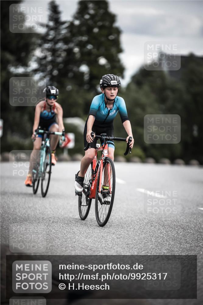 21.06.2026 - 29. Vierlanden-Triathlon H.Heesch http://msf.ph/oto/9925317 21.06.2026 14:43:39 Radfahren 1282 meine-sportfotos.de