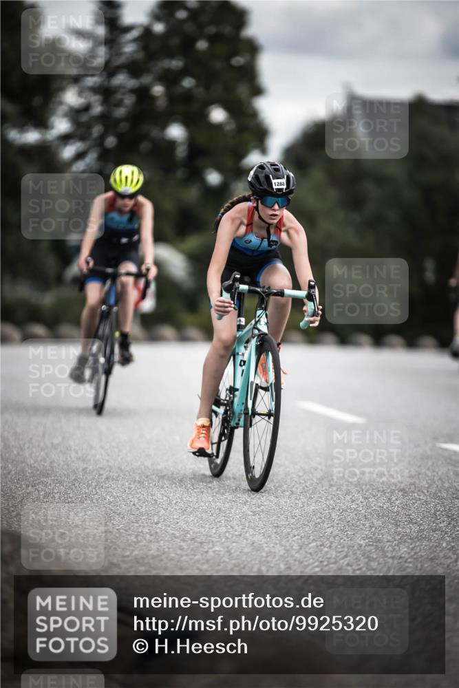 21.06.2026 - 29. Vierlanden-Triathlon H.Heesch http://msf.ph/oto/9925320 21.06.2026 14:43:40 Radfahren 1288 meine-sportfotos.de