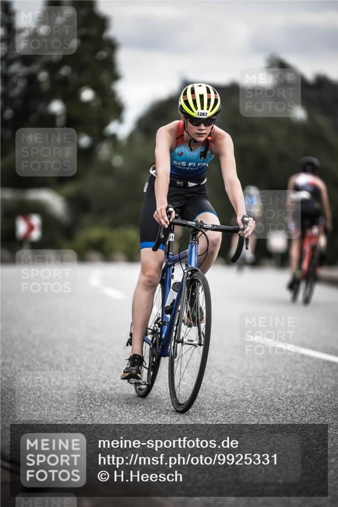 21.06.2026 - 29. Vierlanden-Triathlon H.Heesch http://msf.ph/oto/9925331 21.06.2026 14:43:41 Radfahren 1267 meine-sportfotos.de