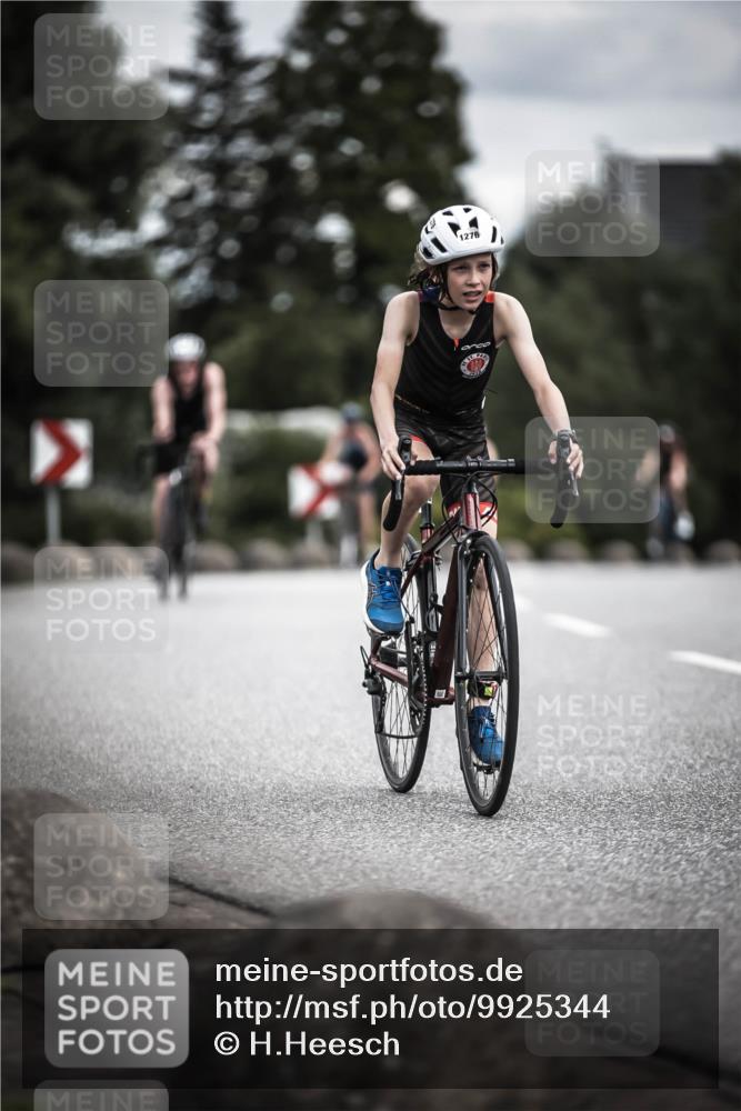 21.06.2026 - 29. Vierlanden-Triathlon H.Heesch http://msf.ph/oto/9925344 21.06.2026 14:43:48 Radfahren 1276 meine-sportfotos.de