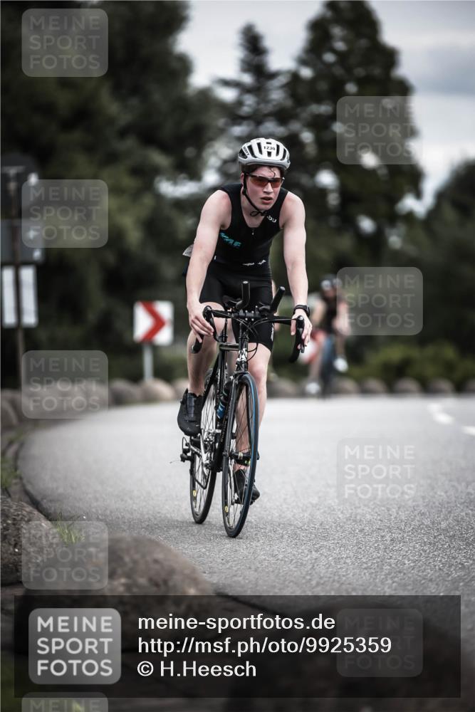 21.06.2026 - 29. Vierlanden-Triathlon H.Heesch http://msf.ph/oto/9925359 21.06.2026 14:43:50 Radfahren 11 meine-sportfotos.de