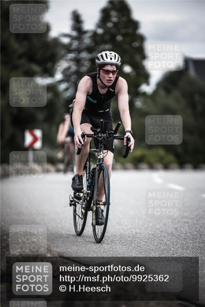 21.06.2026 - 29. Vierlanden-Triathlon H.Heesch http://msf.ph/oto/9925362 21.06.2026 14:43:51 Radfahren 1230 meine-sportfotos.de