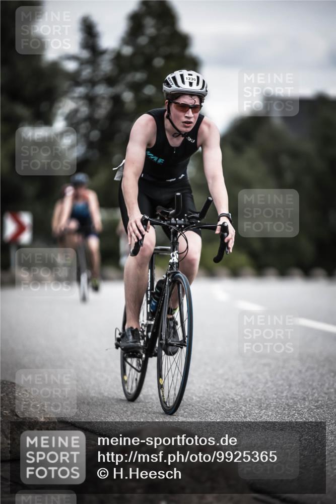 21.06.2026 - 29. Vierlanden-Triathlon H.Heesch http://msf.ph/oto/9925365 21.06.2026 14:43:51 Radfahren 1230, 57 meine-sportfotos.de