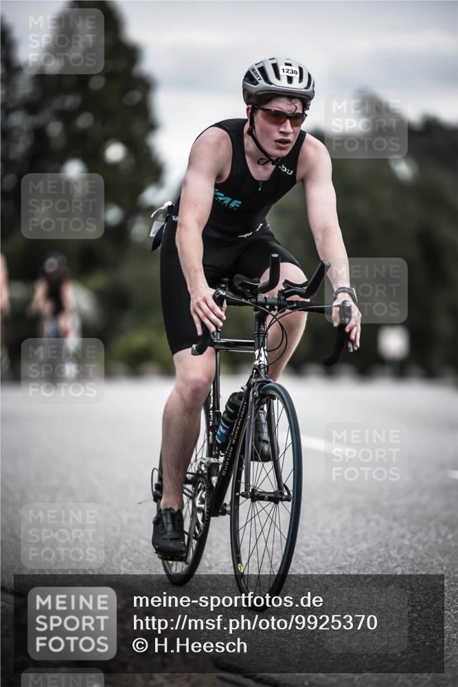 21.06.2026 - 29. Vierlanden-Triathlon H.Heesch http://msf.ph/oto/9925370 21.06.2026 14:43:51 Radfahren 1230, 2 meine-sportfotos.de