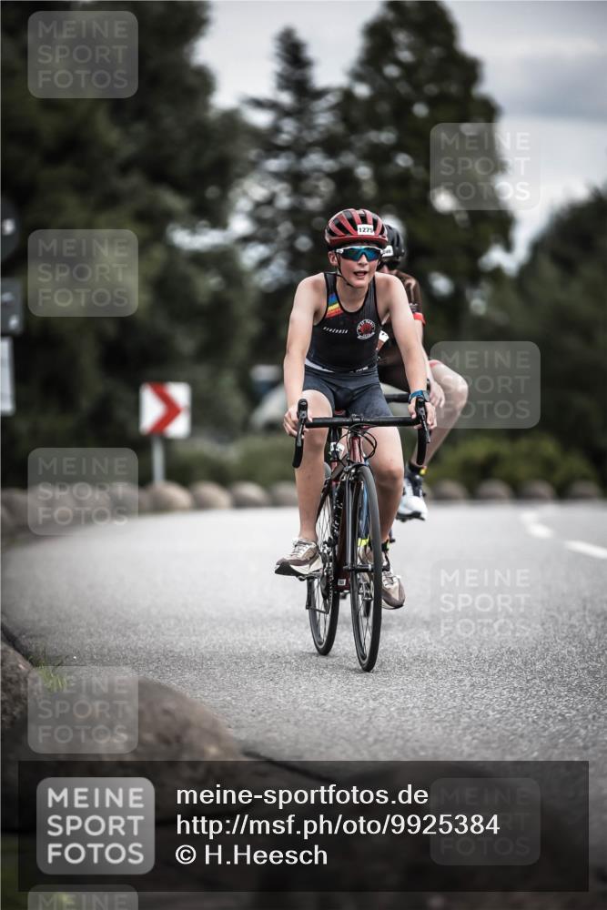 21.06.2026 - 29. Vierlanden-Triathlon H.Heesch http://msf.ph/oto/9925384 21.06.2026 14:43:54 Radfahren 1275 meine-sportfotos.de
