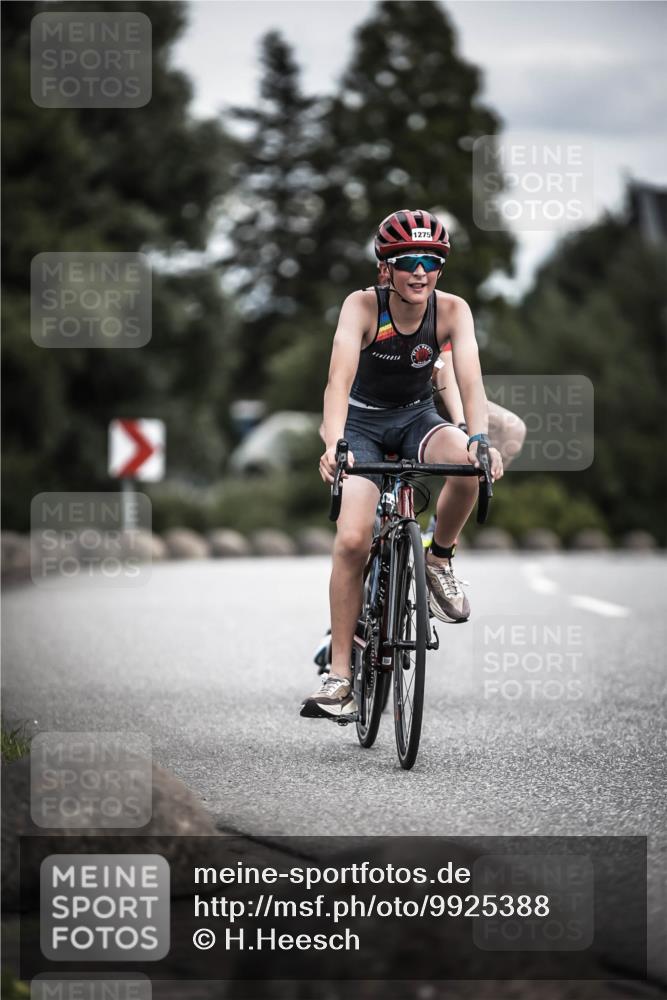 21.06.2026 - 29. Vierlanden-Triathlon H.Heesch http://msf.ph/oto/9925388 21.06.2026 14:43:54 Radfahren 1275 meine-sportfotos.de