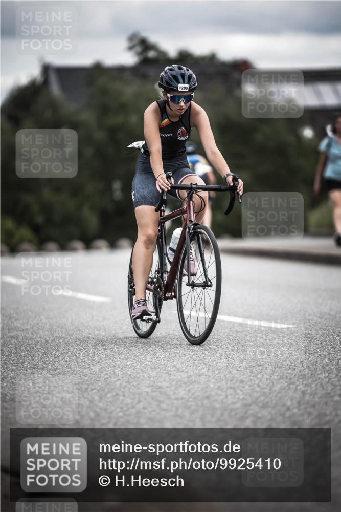 21.06.2026 - 29. Vierlanden-Triathlon H.Heesch http://msf.ph/oto/9925410 21.06.2026 14:44:07 Radfahren 1290 meine-sportfotos.de