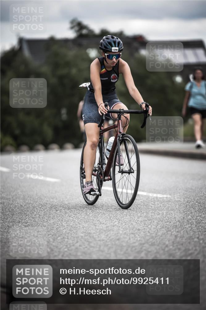 21.06.2026 - 29. Vierlanden-Triathlon H.Heesch http://msf.ph/oto/9925411 21.06.2026 14:44:07 Radfahren 1290 meine-sportfotos.de