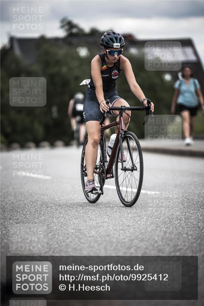 21.06.2026 - 29. Vierlanden-Triathlon H.Heesch http://msf.ph/oto/9925412 21.06.2026 14:44:07 Radfahren 1290 meine-sportfotos.de