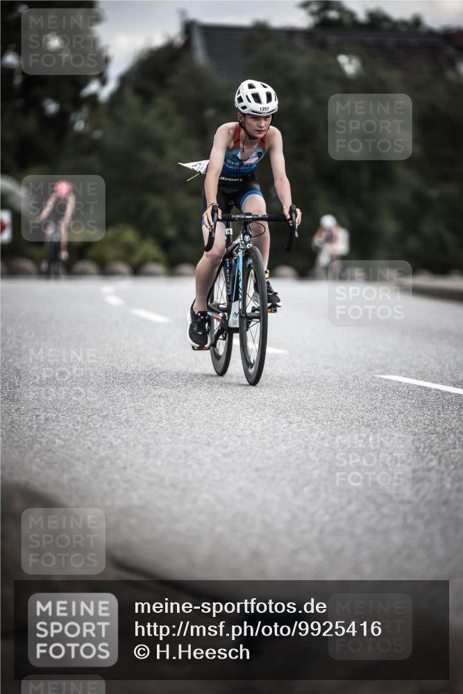 21.06.2026 - 29. Vierlanden-Triathlon H.Heesch http://msf.ph/oto/9925416 21.06.2026 14:44:17 Radfahren 1257 meine-sportfotos.de