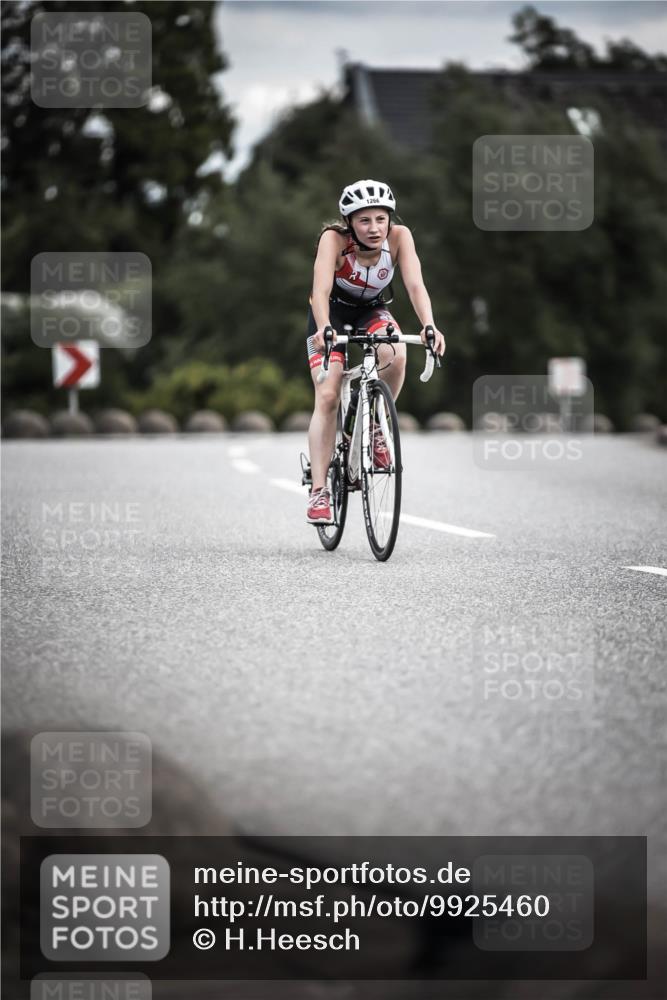 21.06.2026 - 29. Vierlanden-Triathlon H.Heesch http://msf.ph/oto/9925460 21.06.2026 14:44:26 Radfahren 1266 meine-sportfotos.de
