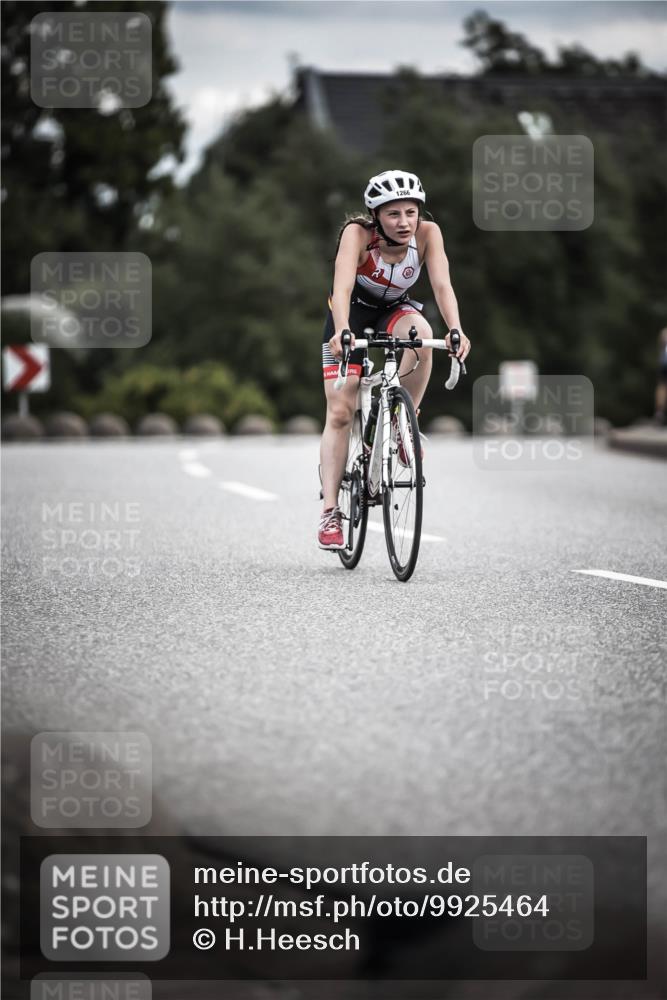 21.06.2026 - 29. Vierlanden-Triathlon H.Heesch http://msf.ph/oto/9925464 21.06.2026 14:44:26 Radfahren 1266 meine-sportfotos.de