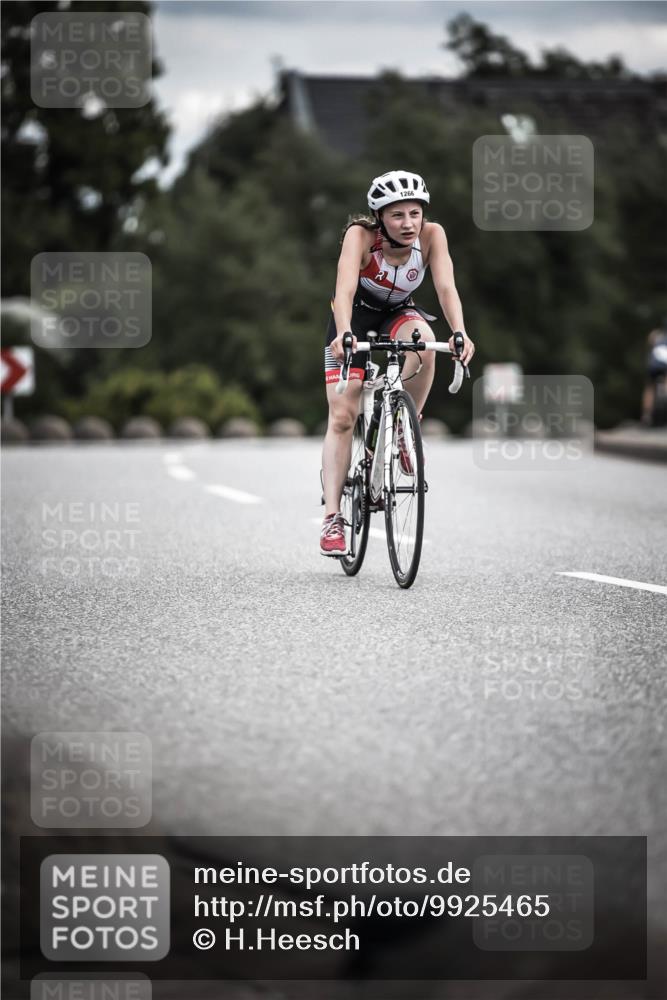 21.06.2026 - 29. Vierlanden-Triathlon H.Heesch http://msf.ph/oto/9925465 21.06.2026 14:44:26 Radfahren 1266 meine-sportfotos.de