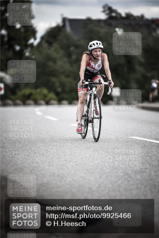 21.06.2026 - 29. Vierlanden-Triathlon H.Heesch http://msf.ph/oto/9925466 21.06.2026 14:44:26 Radfahren 1266 meine-sportfotos.de