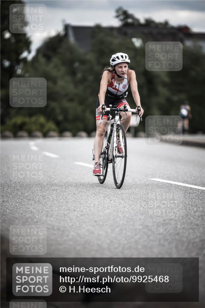 21.06.2026 - 29. Vierlanden-Triathlon H.Heesch http://msf.ph/oto/9925468 21.06.2026 14:44:26 Radfahren 1266 meine-sportfotos.de