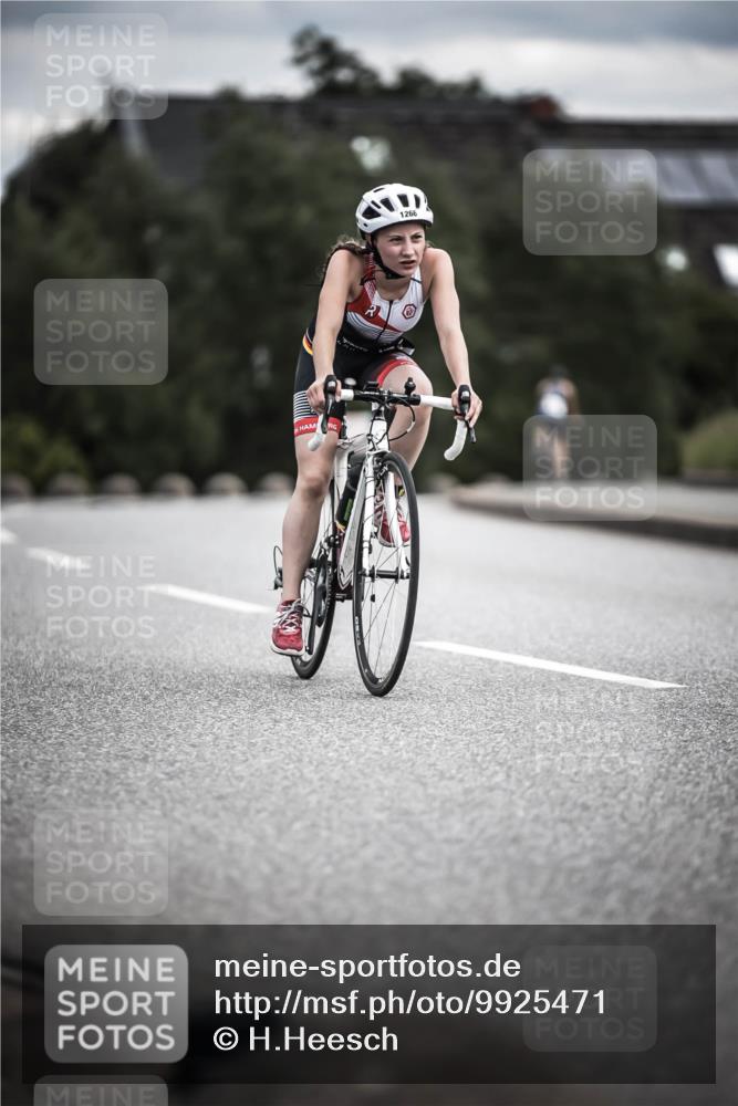 21.06.2026 - 29. Vierlanden-Triathlon H.Heesch http://msf.ph/oto/9925471 21.06.2026 14:44:26 Radfahren 1266 meine-sportfotos.de