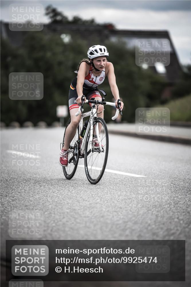 21.06.2026 - 29. Vierlanden-Triathlon H.Heesch http://msf.ph/oto/9925474 21.06.2026 14:44:26 Radfahren 1266 meine-sportfotos.de