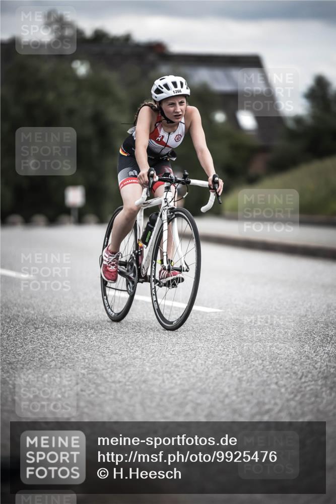 21.06.2026 - 29. Vierlanden-Triathlon H.Heesch http://msf.ph/oto/9925476 21.06.2026 14:44:26 Radfahren 1266 meine-sportfotos.de