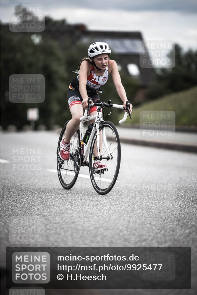21.06.2026 - 29. Vierlanden-Triathlon H.Heesch http://msf.ph/oto/9925477 21.06.2026 14:44:26 Radfahren 1266 meine-sportfotos.de