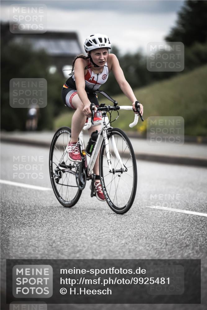 21.06.2026 - 29. Vierlanden-Triathlon H.Heesch http://msf.ph/oto/9925481 21.06.2026 14:44:27 Radfahren 1266 meine-sportfotos.de