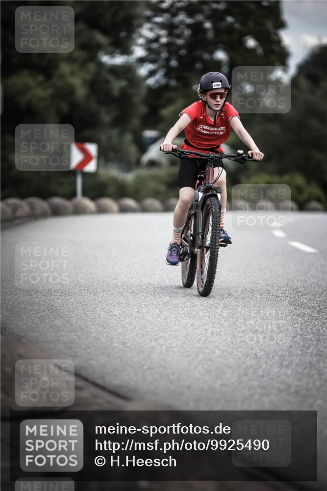 21.06.2026 - 29. Vierlanden-Triathlon H.Heesch http://msf.ph/oto/9925490 21.06.2026 14:45:10 Radfahren 1286, 10, 20 meine-sportfotos.de
