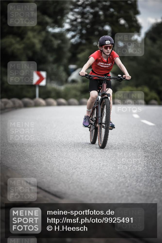 21.06.2026 - 29. Vierlanden-Triathlon H.Heesch http://msf.ph/oto/9925491 21.06.2026 14:45:10 Radfahren 1286, 10 meine-sportfotos.de
