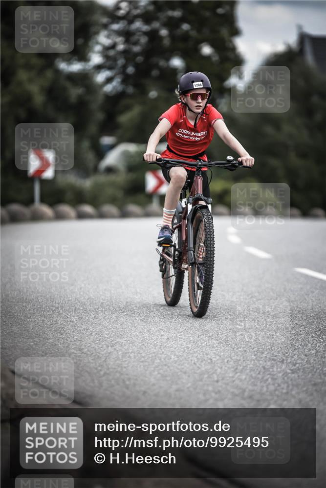 21.06.2026 - 29. Vierlanden-Triathlon H.Heesch http://msf.ph/oto/9925495 21.06.2026 14:45:10 Radfahren 1286, 10 meine-sportfotos.de