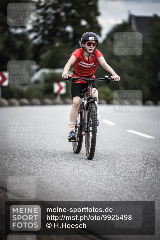 21.06.2026 - 29. Vierlanden-Triathlon H.Heesch http://msf.ph/oto/9925498 21.06.2026 14:45:10 Radfahren 1286, 10 meine-sportfotos.de