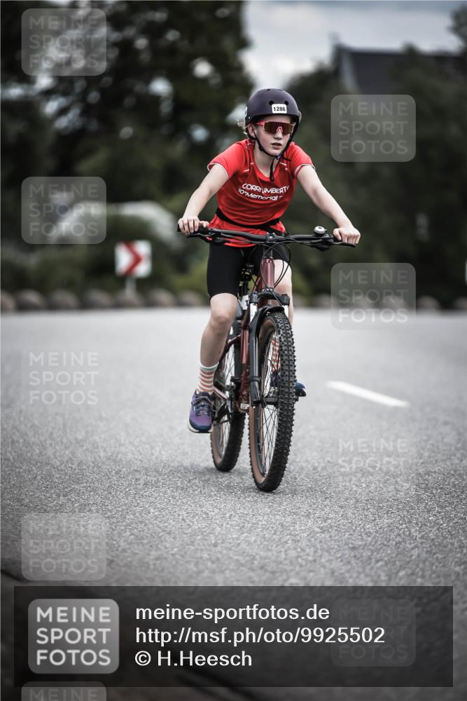 21.06.2026 - 29. Vierlanden-Triathlon H.Heesch http://msf.ph/oto/9925502 21.06.2026 14:45:10 Radfahren 1286, 10 meine-sportfotos.de