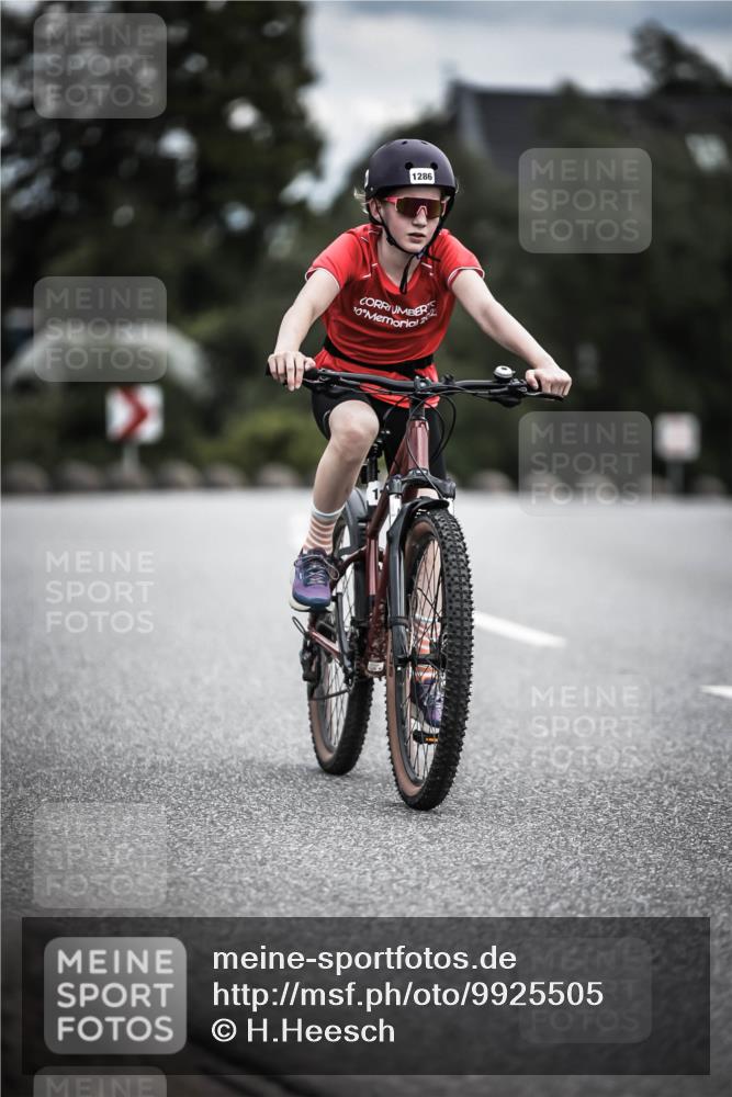 21.06.2026 - 29. Vierlanden-Triathlon H.Heesch http://msf.ph/oto/9925505 21.06.2026 14:45:10 Radfahren 1286, 10 meine-sportfotos.de