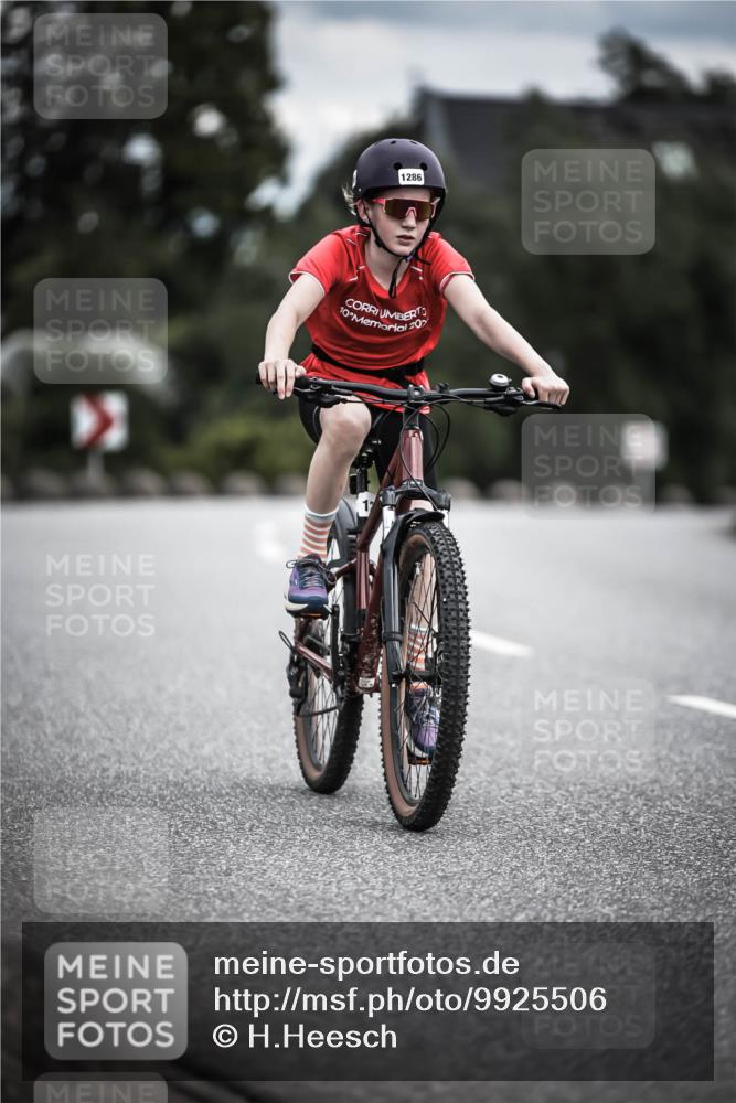 21.06.2026 - 29. Vierlanden-Triathlon H.Heesch http://msf.ph/oto/9925506 21.06.2026 14:45:10 Radfahren 1286, 10, 20 meine-sportfotos.de