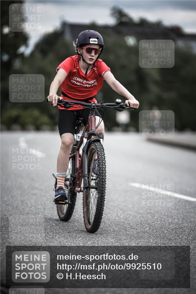 21.06.2026 - 29. Vierlanden-Triathlon H.Heesch http://msf.ph/oto/9925510 21.06.2026 14:45:11 Radfahren 1286, 10, 202 meine-sportfotos.de