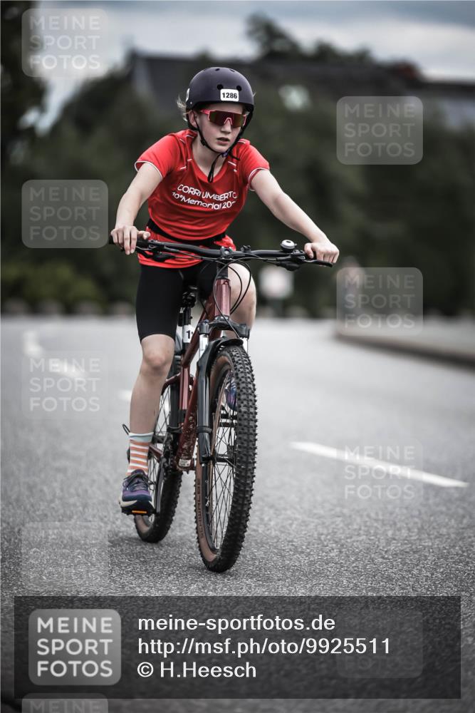 21.06.2026 - 29. Vierlanden-Triathlon H.Heesch http://msf.ph/oto/9925511 21.06.2026 14:45:11 Radfahren 1286, 10, 20 meine-sportfotos.de