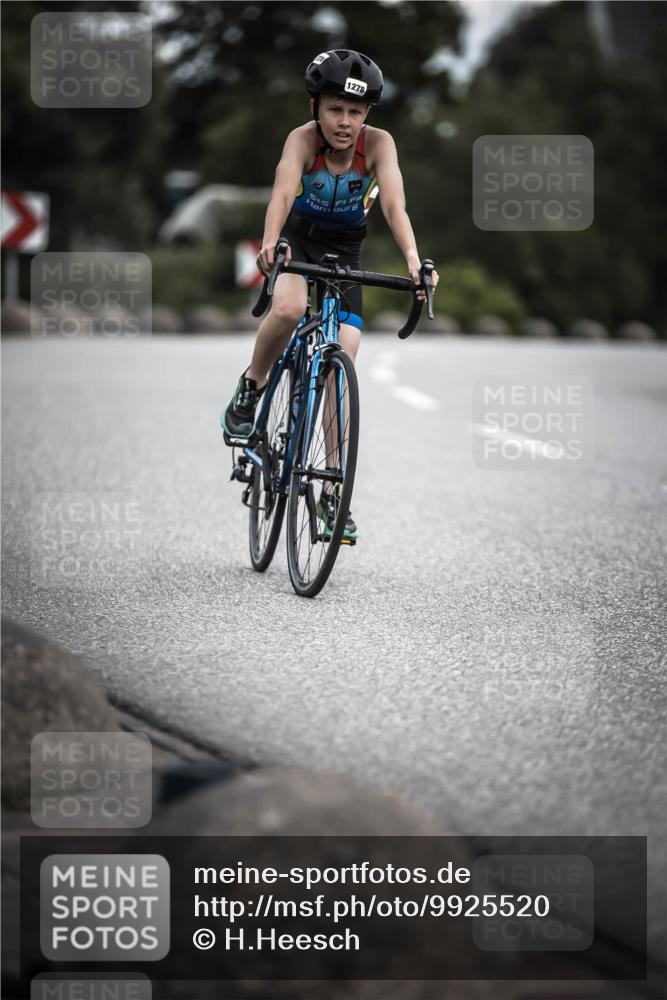 21.06.2026 - 29. Vierlanden-Triathlon H.Heesch http://msf.ph/oto/9925520 21.06.2026 14:45:24 Radfahren 1278 meine-sportfotos.de