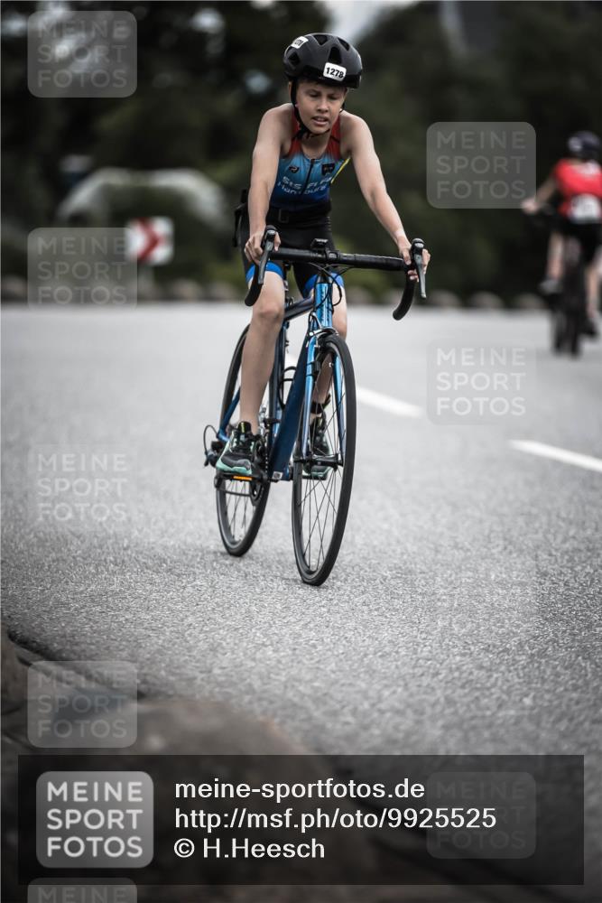 21.06.2026 - 29. Vierlanden-Triathlon H.Heesch http://msf.ph/oto/9925525 21.06.2026 14:45:24 Radfahren 1278 meine-sportfotos.de