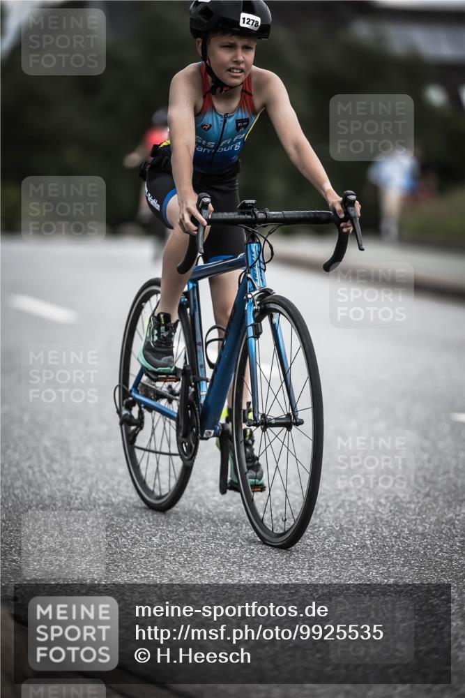 21.06.2026 - 29. Vierlanden-Triathlon H.Heesch http://msf.ph/oto/9925535 21.06.2026 14:45:25 Radfahren 1278 meine-sportfotos.de