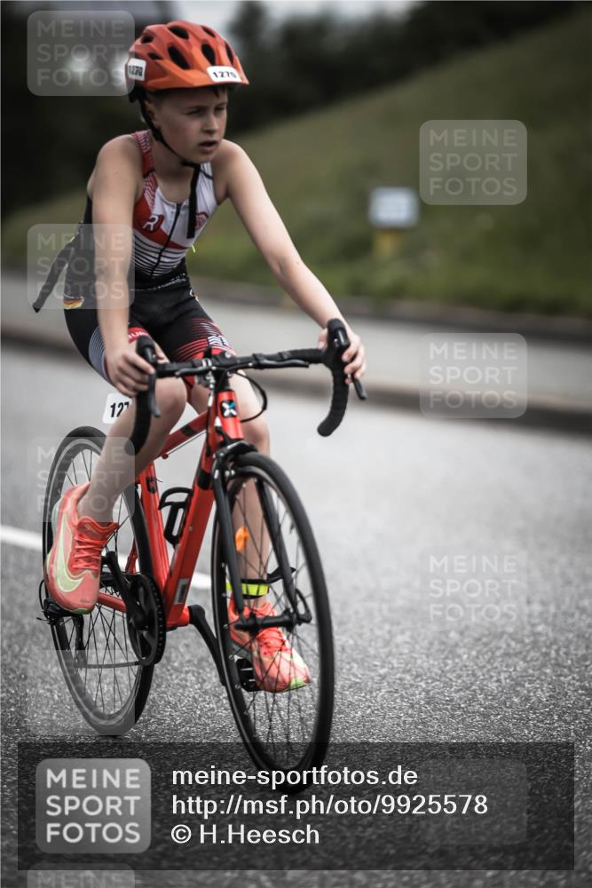 21.06.2026 - 29. Vierlanden-Triathlon H.Heesch http://msf.ph/oto/9925578 21.06.2026 14:47:11 Radfahren 1270, 127, 12 meine-sportfotos.de