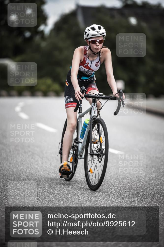 21.06.2026 - 29. Vierlanden-Triathlon H.Heesch http://msf.ph/oto/9925612 21.06.2026 14:50:04 Radfahren 1291 meine-sportfotos.de