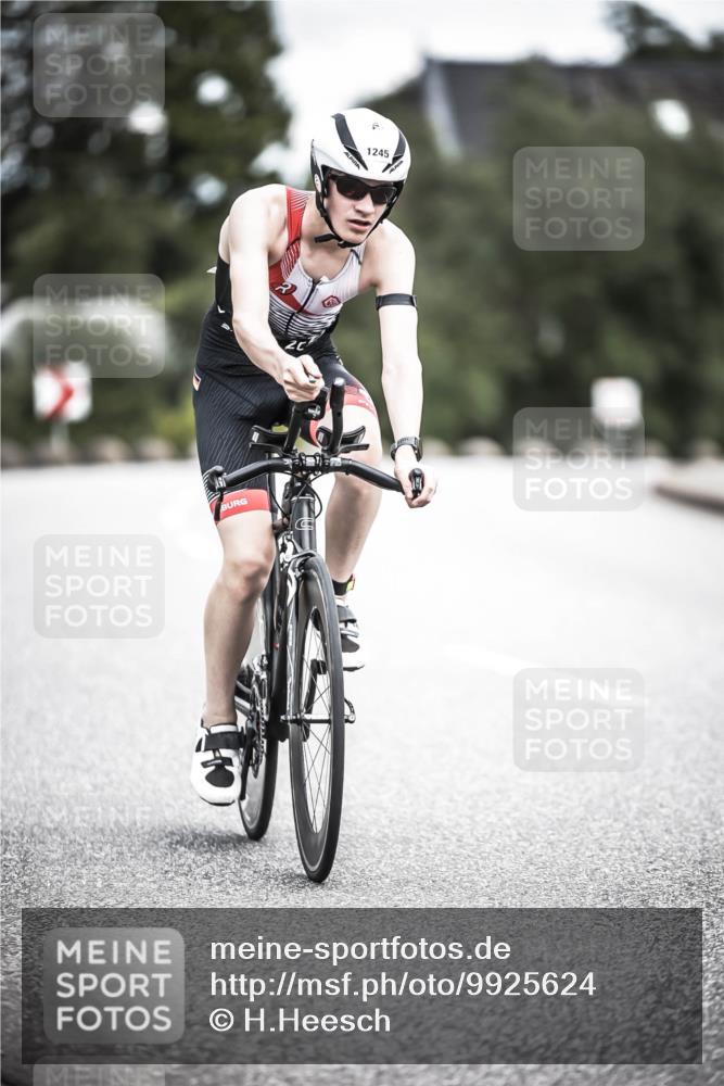21.06.2026 - 29. Vierlanden-Triathlon H.Heesch http://msf.ph/oto/9925624 21.06.2026 14:50:07 Radfahren 1245 meine-sportfotos.de