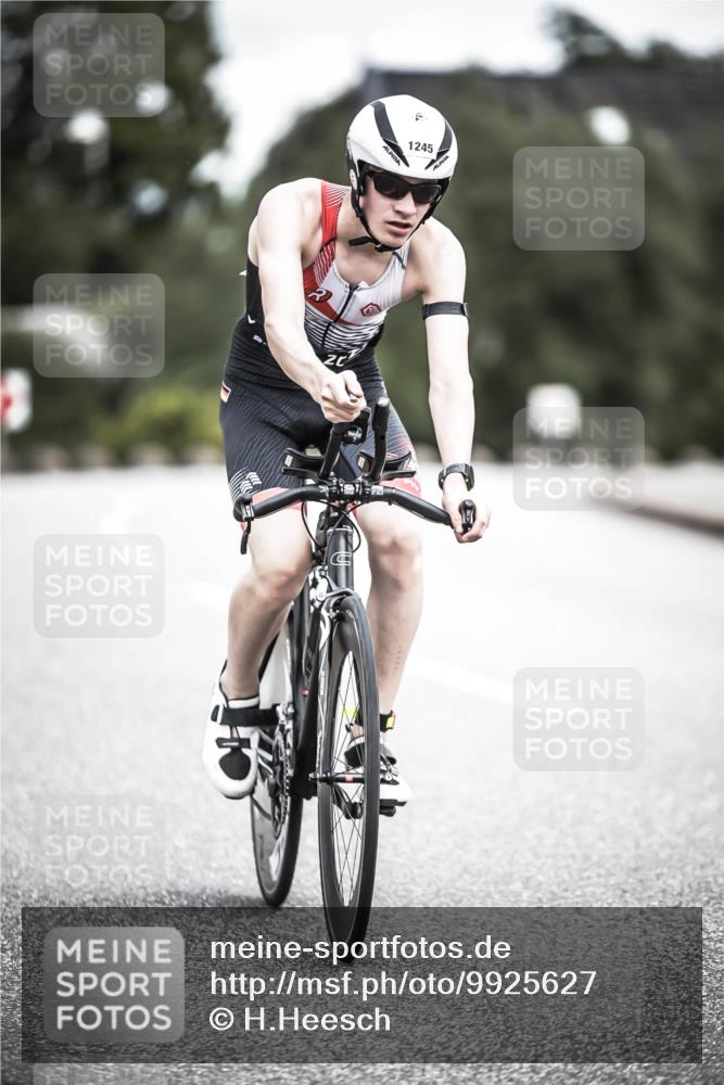 21.06.2026 - 29. Vierlanden-Triathlon H.Heesch http://msf.ph/oto/9925627 21.06.2026 14:50:07 Radfahren 1245 meine-sportfotos.de