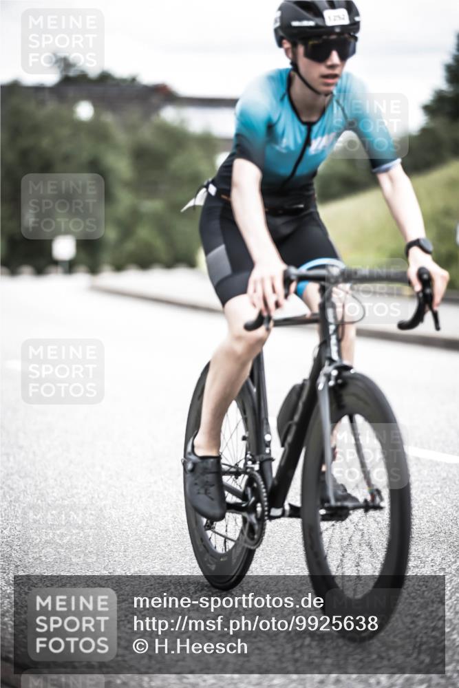 21.06.2026 - 29. Vierlanden-Triathlon H.Heesch http://msf.ph/oto/9925638 21.06.2026 14:50:42 Radfahren 1, 252 meine-sportfotos.de