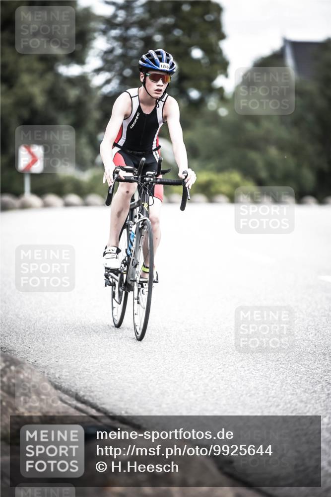 21.06.2026 - 29. Vierlanden-Triathlon H.Heesch http://msf.ph/oto/9925644 21.06.2026 14:50:46 Radfahren 1246 meine-sportfotos.de