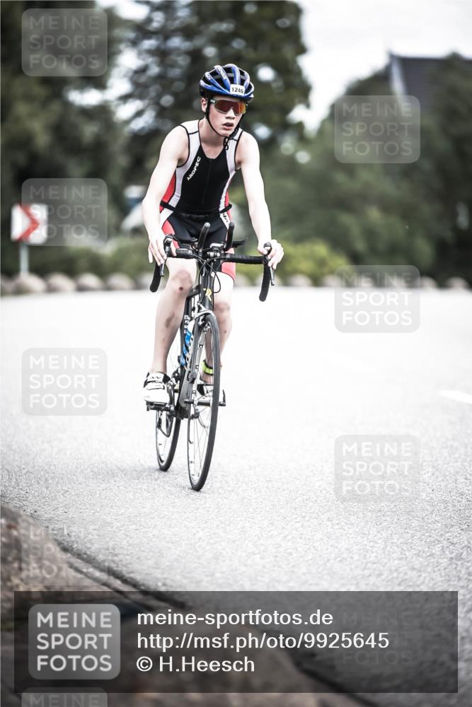 21.06.2026 - 29. Vierlanden-Triathlon H.Heesch http://msf.ph/oto/9925645 21.06.2026 14:50:46 Radfahren 1246 meine-sportfotos.de