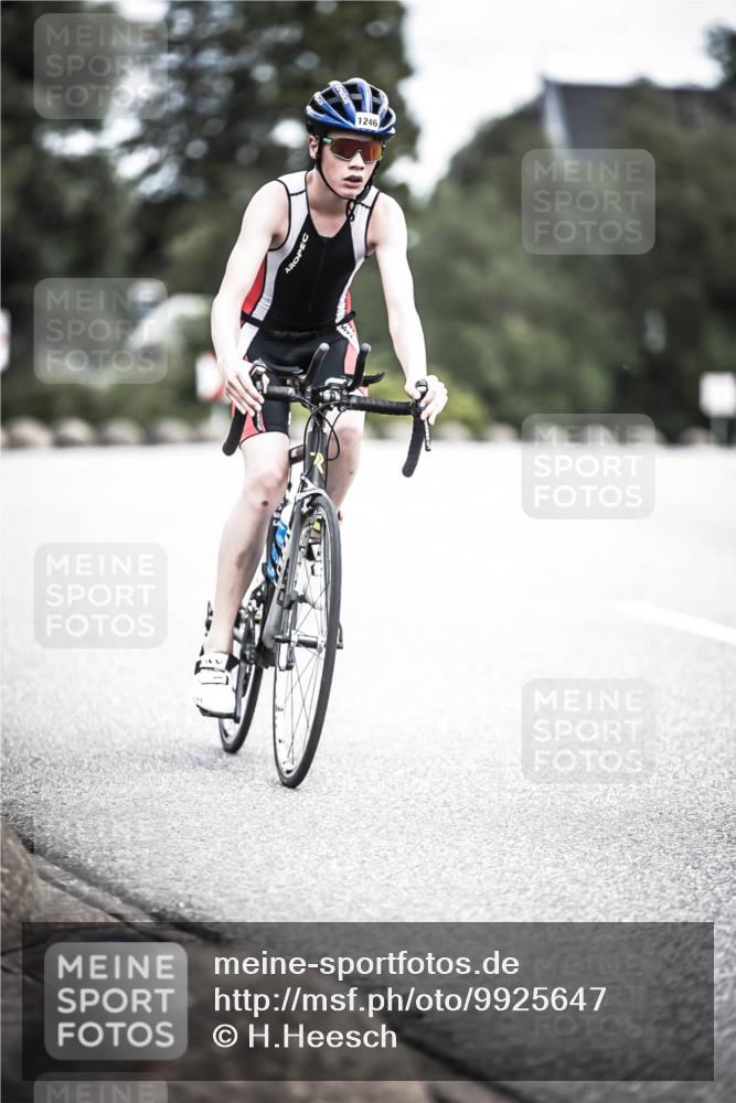 21.06.2026 - 29. Vierlanden-Triathlon H.Heesch http://msf.ph/oto/9925647 21.06.2026 14:50:46 Radfahren 1246 meine-sportfotos.de