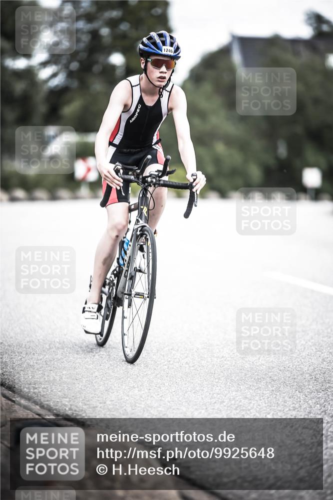 21.06.2026 - 29. Vierlanden-Triathlon H.Heesch http://msf.ph/oto/9925648 21.06.2026 14:50:46 Radfahren 1246 meine-sportfotos.de