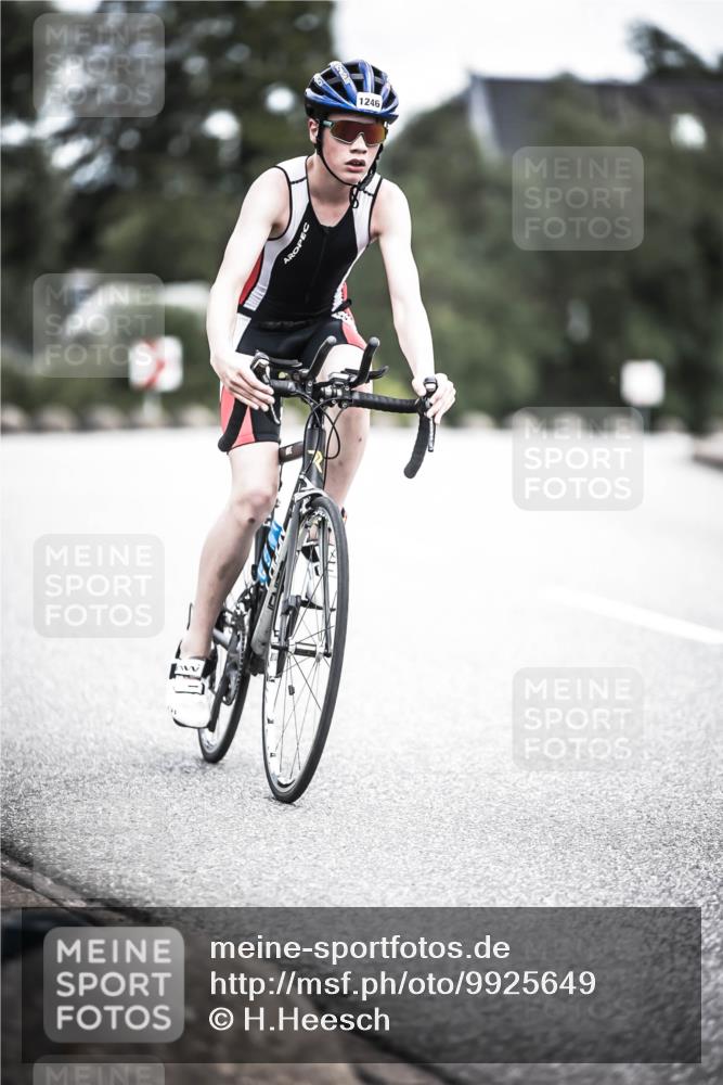 21.06.2026 - 29. Vierlanden-Triathlon H.Heesch http://msf.ph/oto/9925649 21.06.2026 14:50:46 Radfahren 1246 meine-sportfotos.de