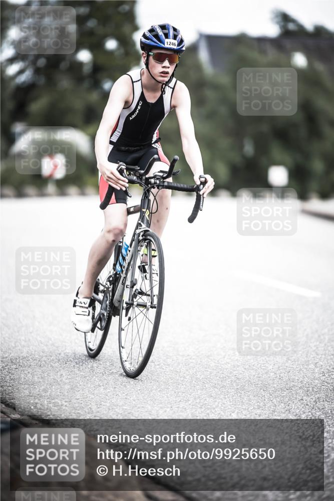 21.06.2026 - 29. Vierlanden-Triathlon H.Heesch http://msf.ph/oto/9925650 21.06.2026 14:50:46 Radfahren 1246 meine-sportfotos.de