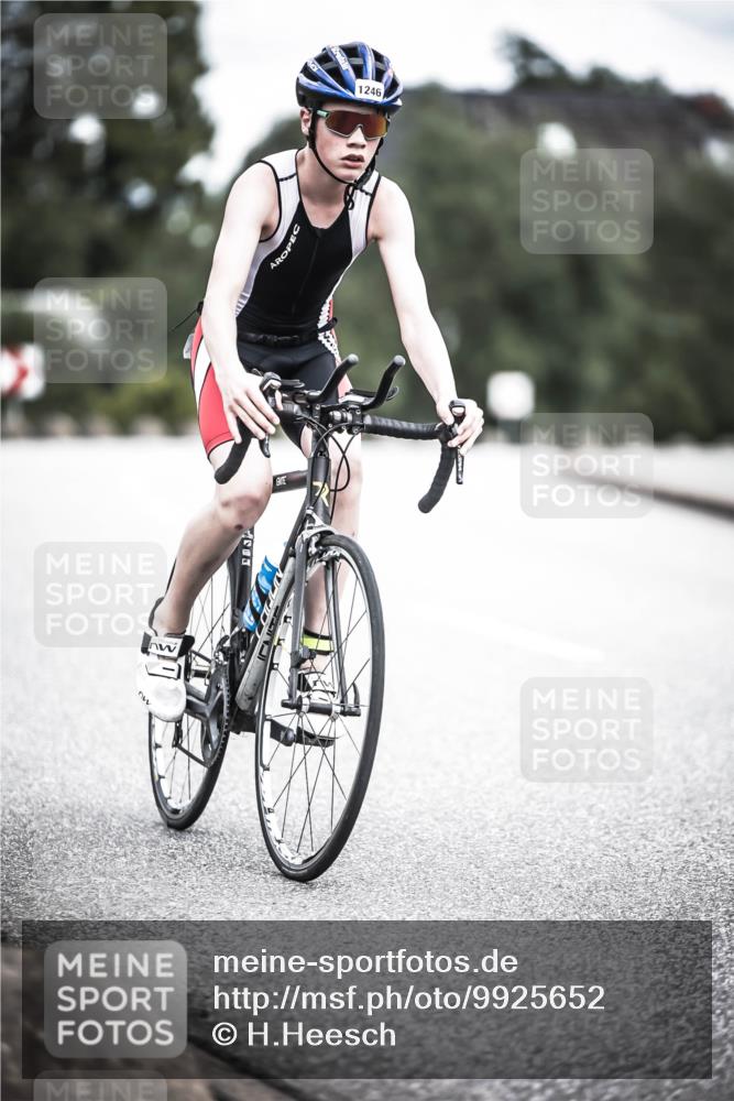 21.06.2026 - 29. Vierlanden-Triathlon H.Heesch http://msf.ph/oto/9925652 21.06.2026 14:50:46 Radfahren 1246 meine-sportfotos.de